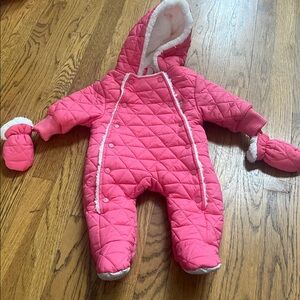 Urban Republic Size 6 Months Pink Sherpa Snowsuit Bunting newborn size